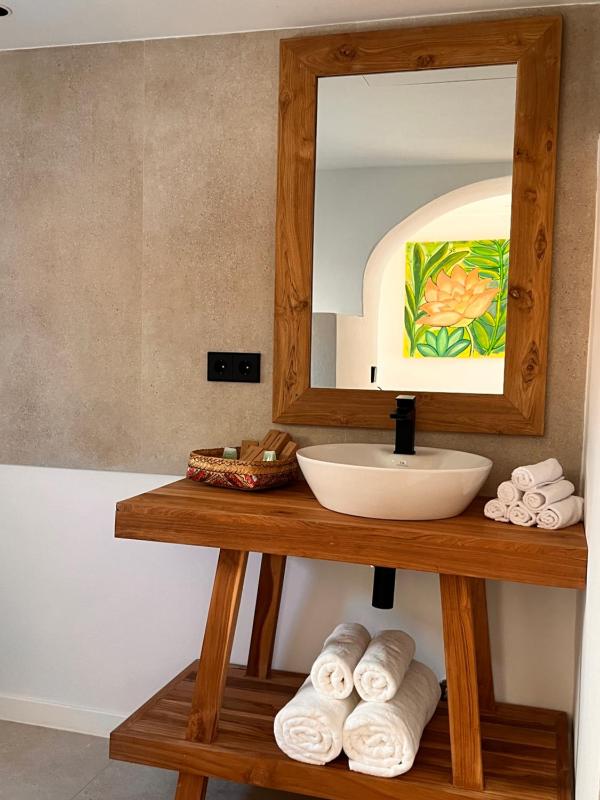 Superior Style Double Room image 2