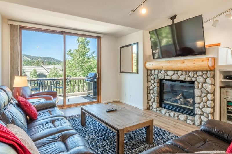 Snowcreek #793 Phase V - 3 Bedroom 3 Bath Sleeps 8 with Private 1 Car Garage - image 24