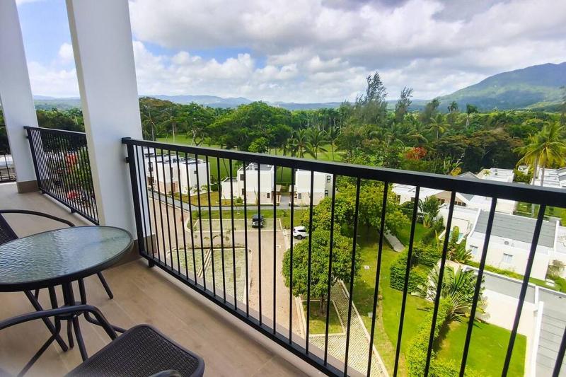 Spacious Overlooking Green One - image 17