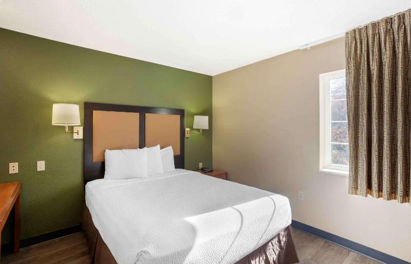 Extended Stay America Select Suites - Jacksonville - Southside - St. Johns Towne Ctr. - image 42