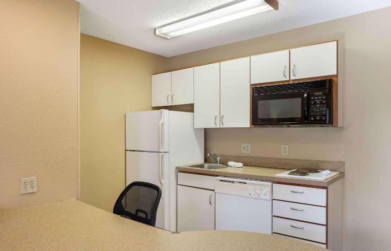 Extended Stay America Select Suites - Jacksonville - Southside - St. Johns Towne Ctr. - image 22