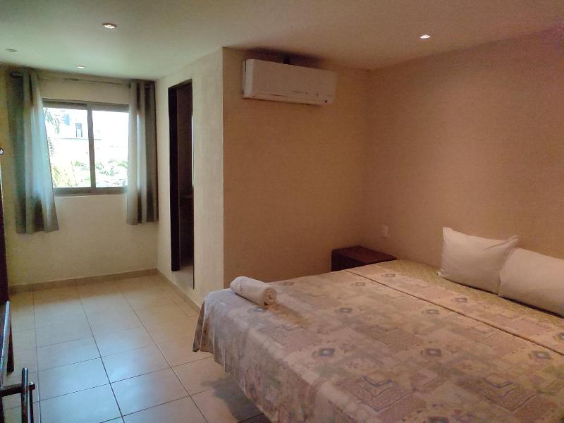 Ashly Boulevard - image 20