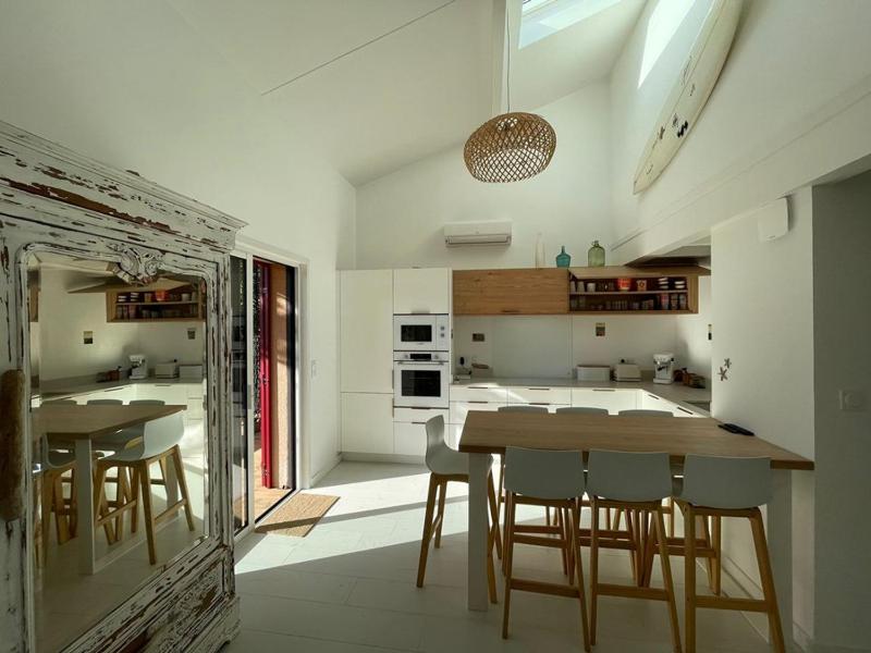 Villa rénovée avec accès plage clim WiFi parking - image 20