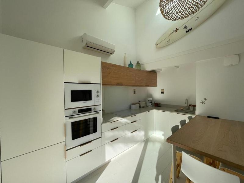 Villa rénovée avec accès plage clim WiFi parking - image 2