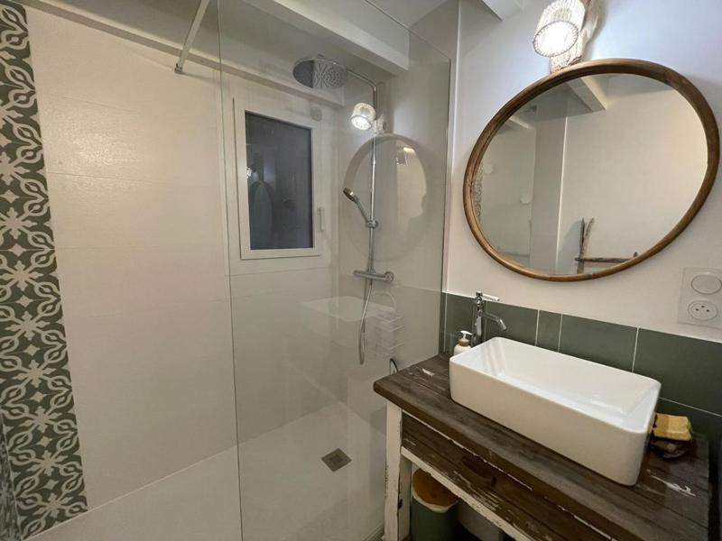Villa rénovée avec accès plage clim WiFi parking - image 15