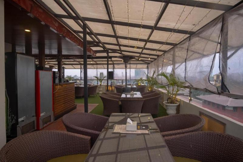 Capital O 697 Swornim Boutique Hotel - image 15