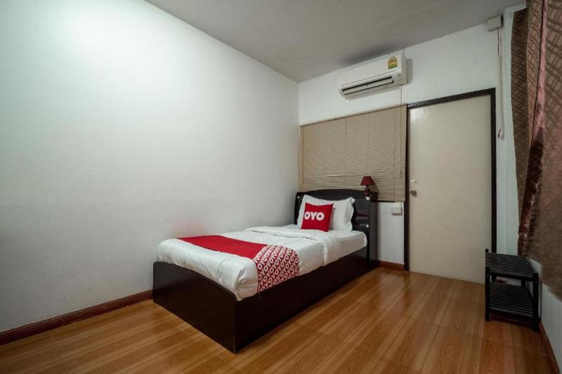 OYO 836 PK Residence - image 15