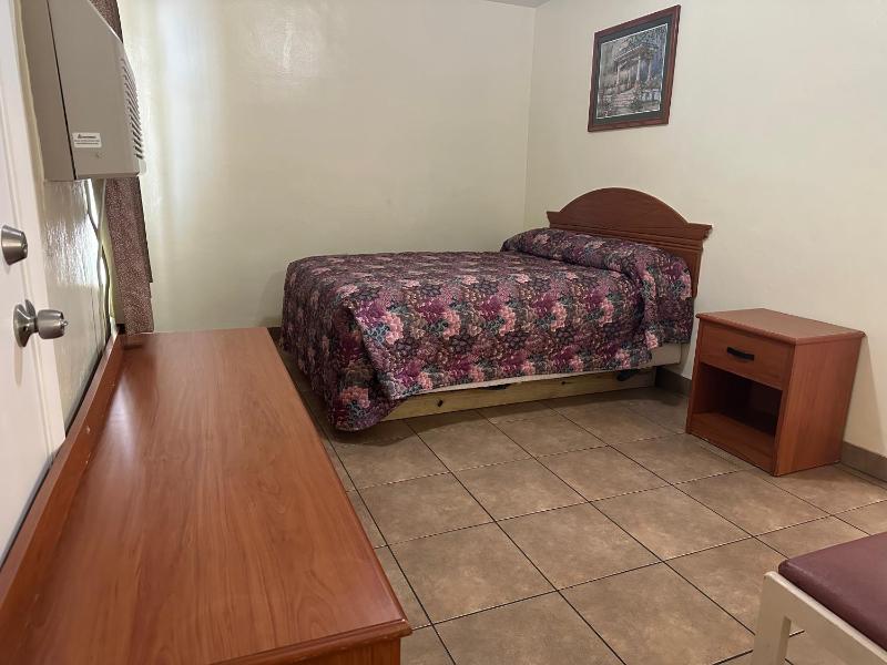 Kentucky Motel - image 4
