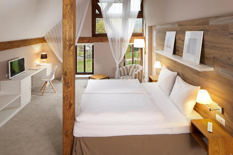 Junior Suite image 2