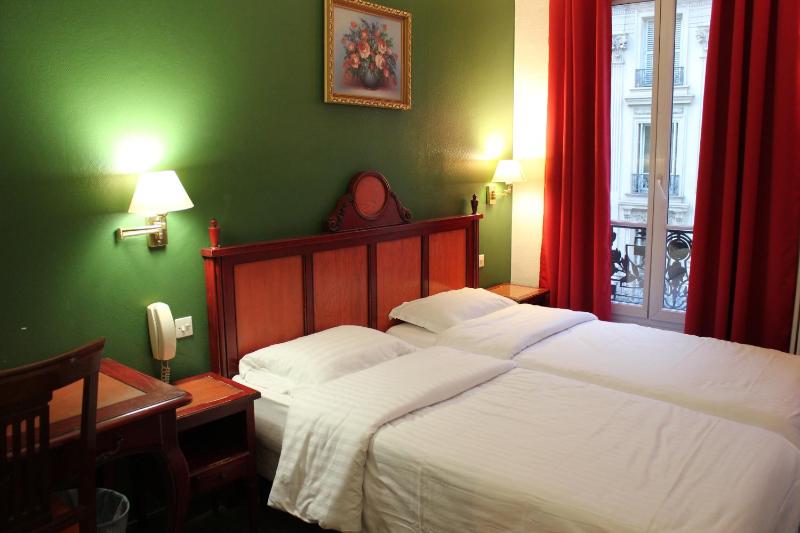 Double or Twin Room image 4