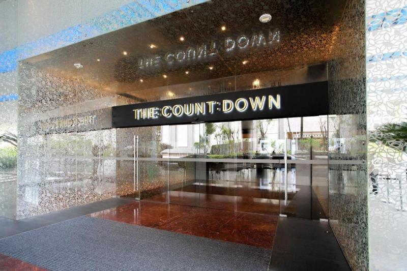 City of Dreams - The Countdown Hotel - image 6