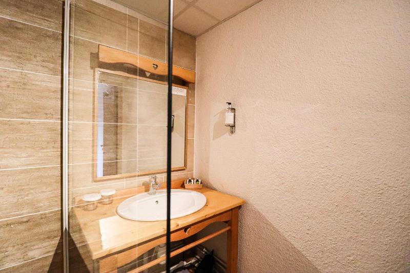 Double Room image 4
