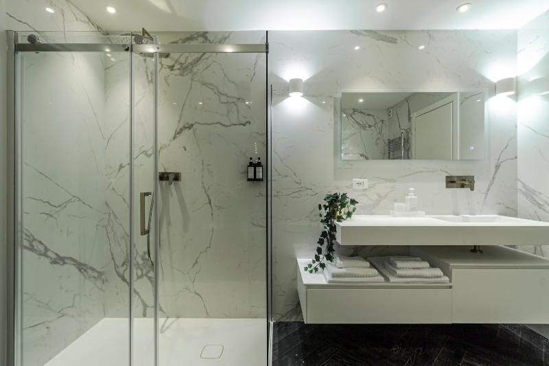 Righi Suite Apartment - image 12