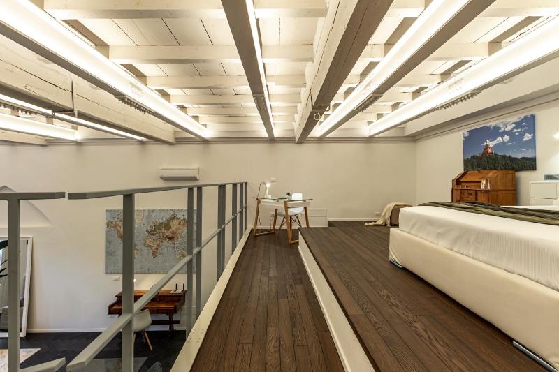 Righi Suite Apartment - image 5