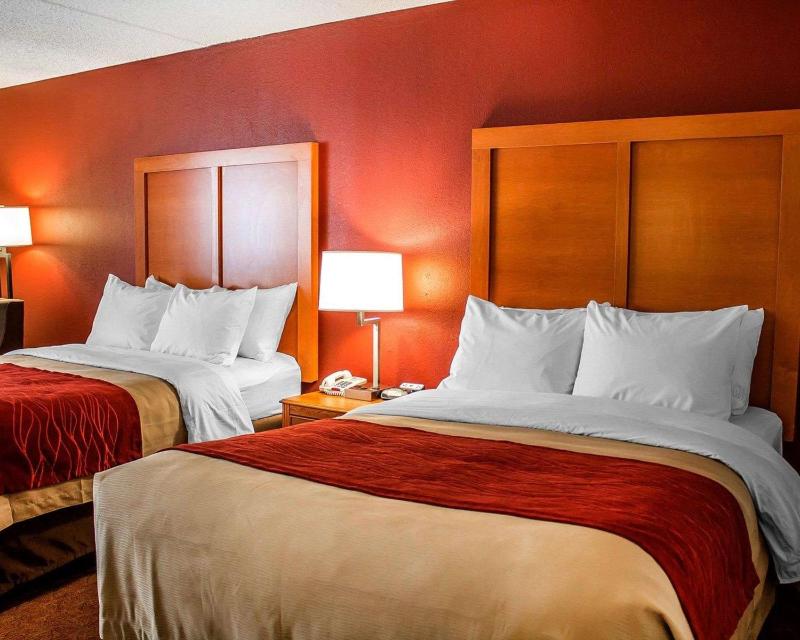 Double Room with Two Double Beds - Non-Smoking image 3