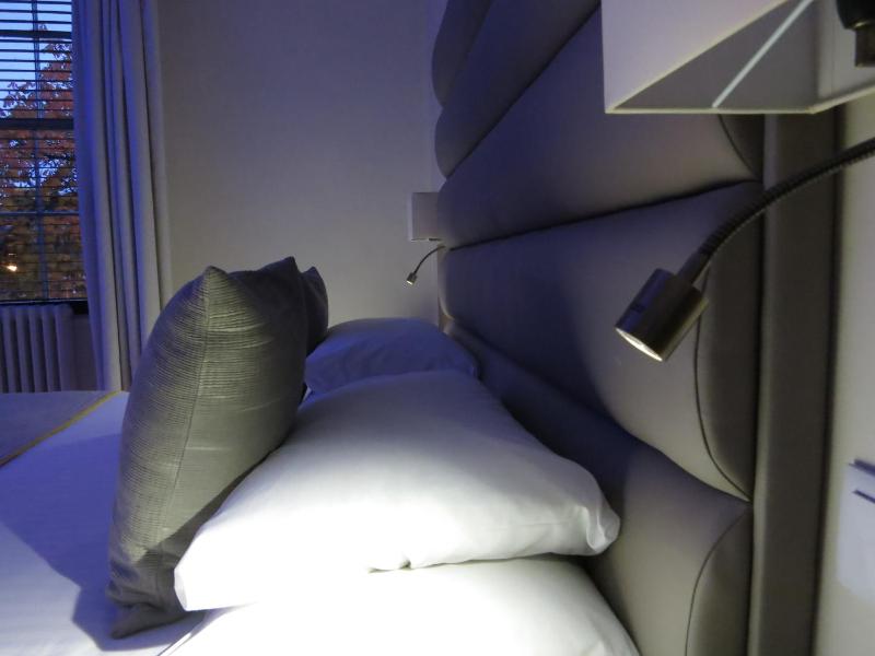 Executive Room image 2