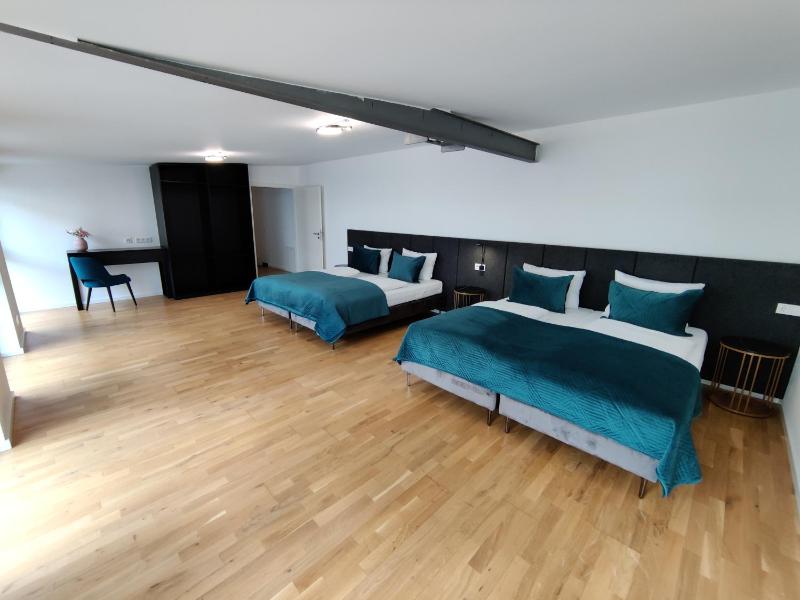B-Chill House - image 36