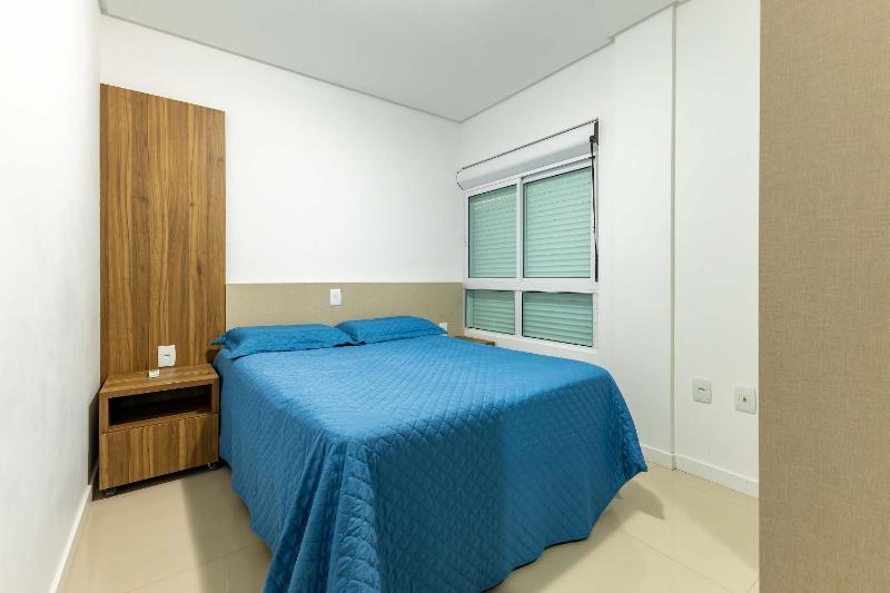 Apartamento Confortável 250m da Praia de Bombinhas - image 13