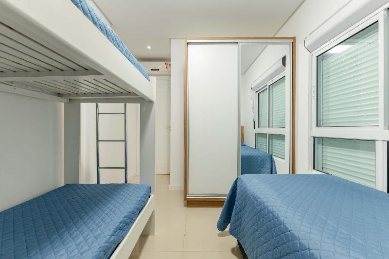 Excelente Apartamento a 290m da Praia de Bombinhas - image 13