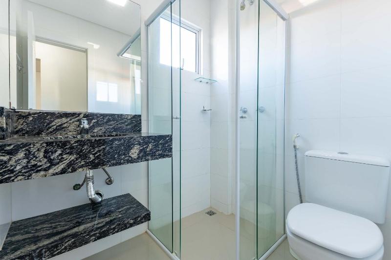 Excelente Apartamento a 290m da Praia de Bombinhas - image 12