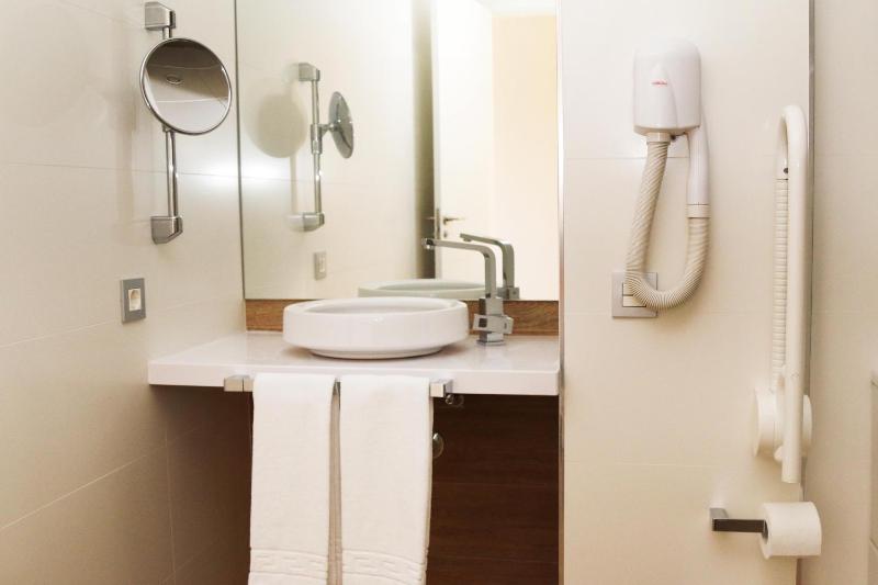 Apartamentos Rondacentro - image 15