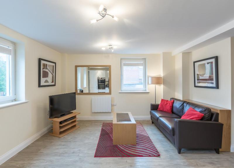 Standard One-Bedroom Apartment image 2