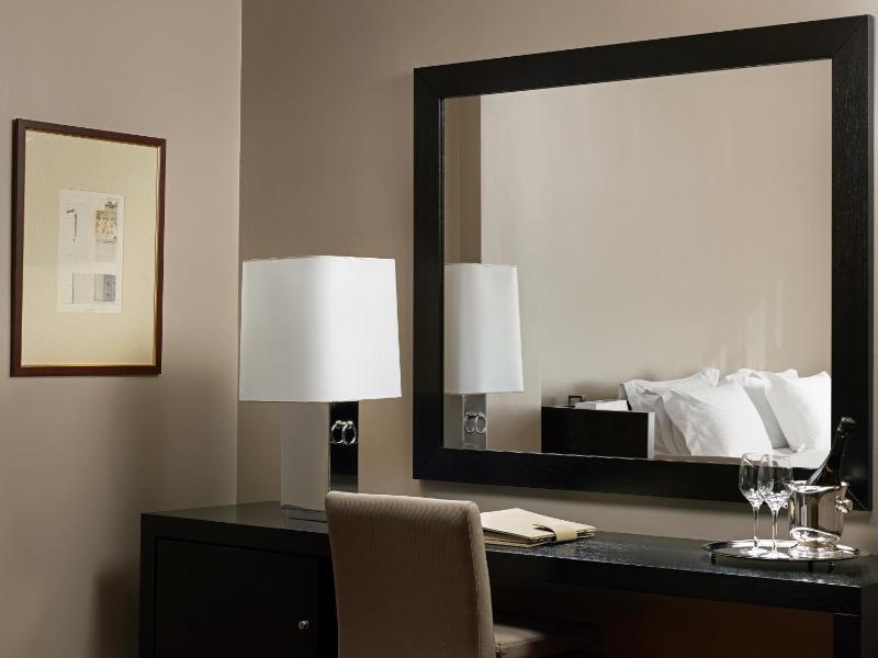 Acropolis View Deluxe Suite image 2