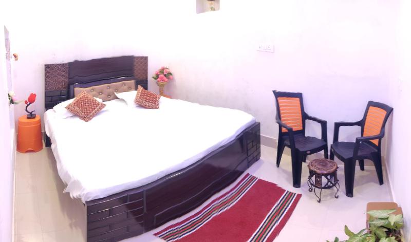 A ShivAngan Heritage Home Stay Near Ghat - image 15