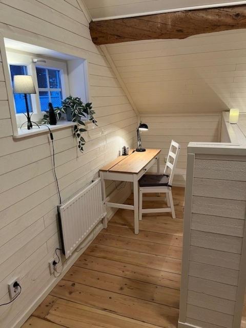 Triple Room with Private Bathroom image 1