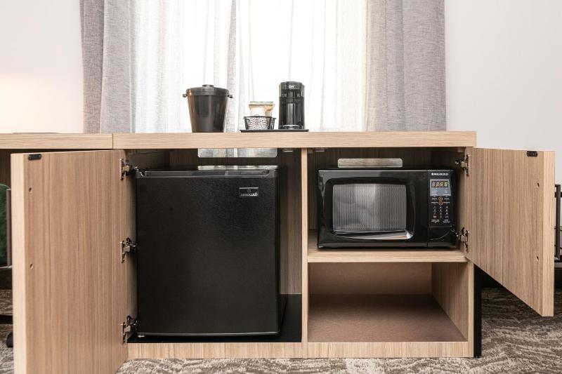Standard King Suite image 2