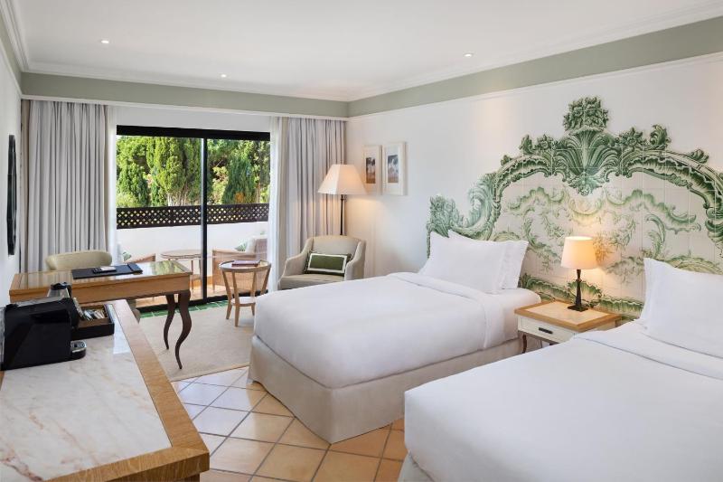 Deluxe Twin Room with Resort View image 3