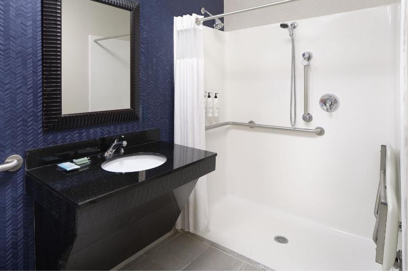 King Room image 2