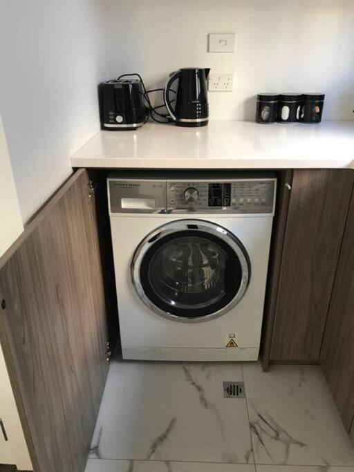 Exceptional Value For Money Sunny Warm 5 Mins CBD - image 7