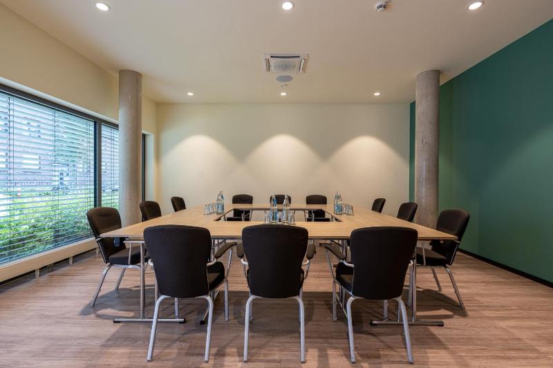Residence Inn by Marriott Hamburg Altona - image 15