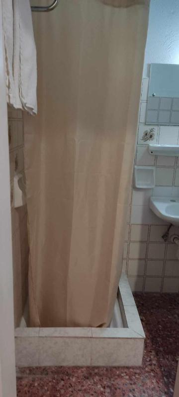 Budget Double Room image 3