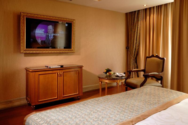 Superior Double Room image 2