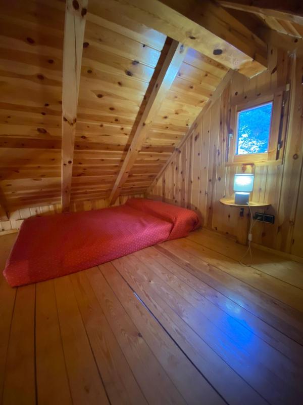 Two-Bedroom Bungalow image 2