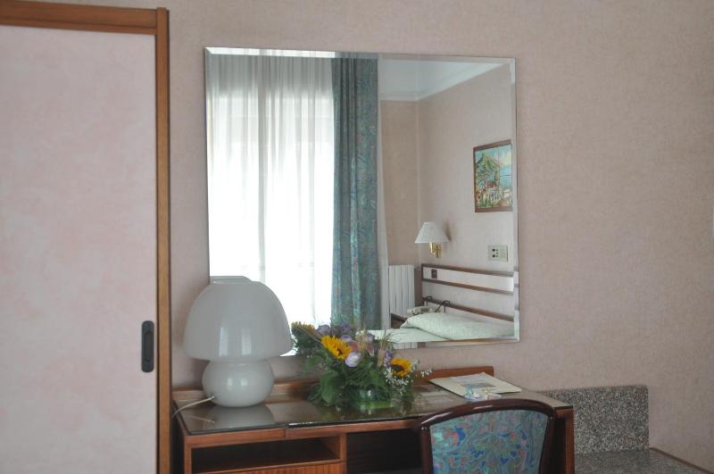 Triple Room image 4
