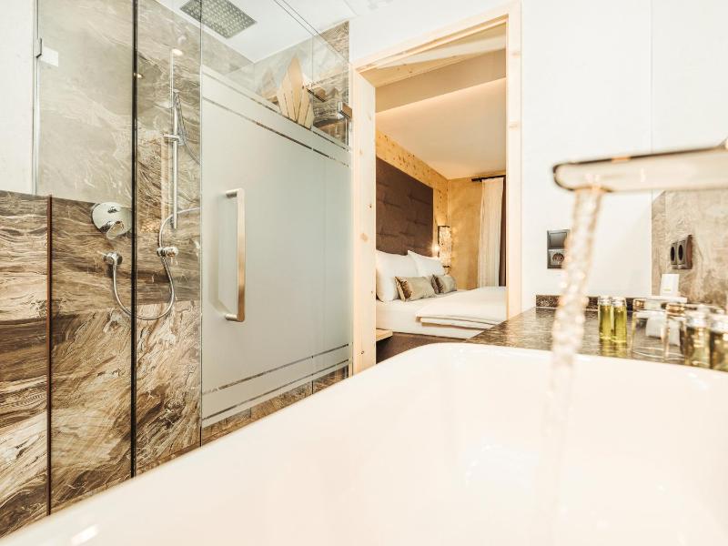 Double Room Zirbe image 3