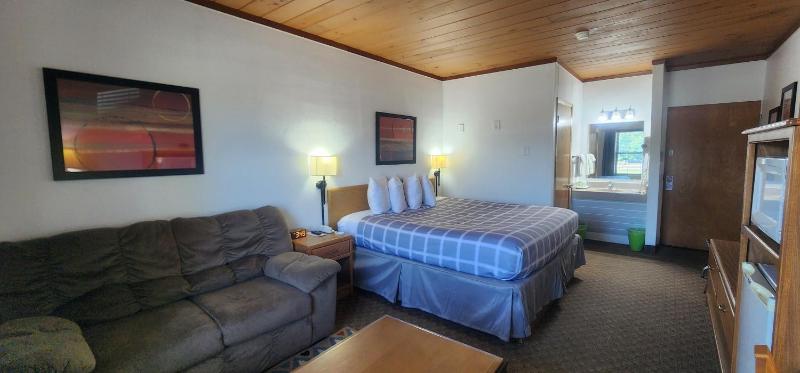 King Suite image 3