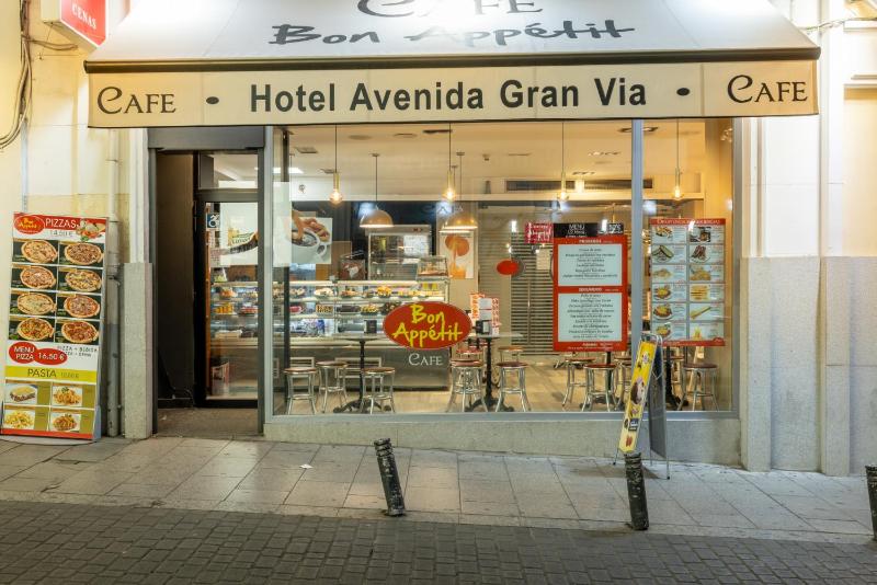 Hotel Avenida Gran Via - image 11
