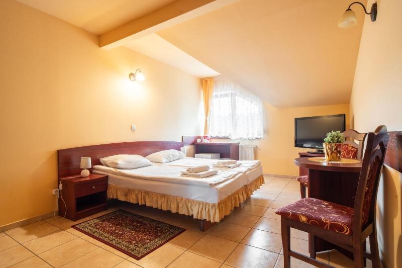 Double Room image 1