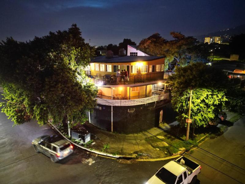 Suite panorámica con terraza - image 9