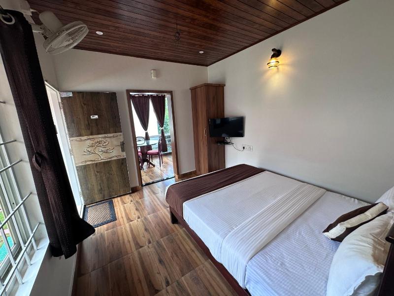 Peakview Homestay - image 2