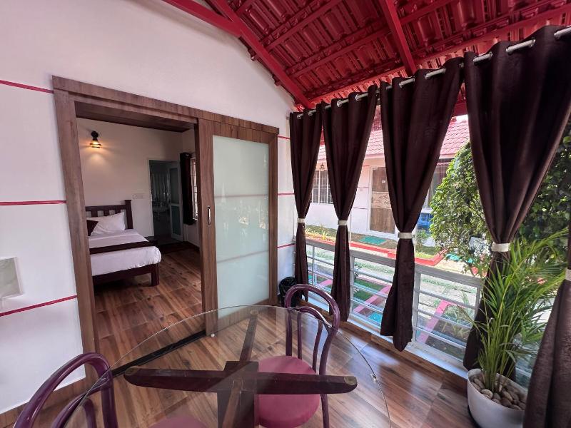 Peakview Homestay - image 10