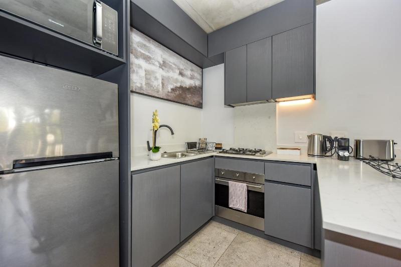 Hyde Park House 29 - image 2