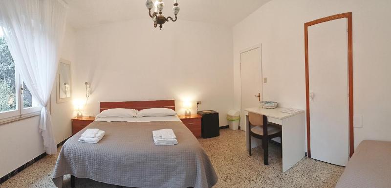 Family Room with Private Bathroom image 2