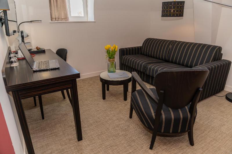Junior Suite image 4