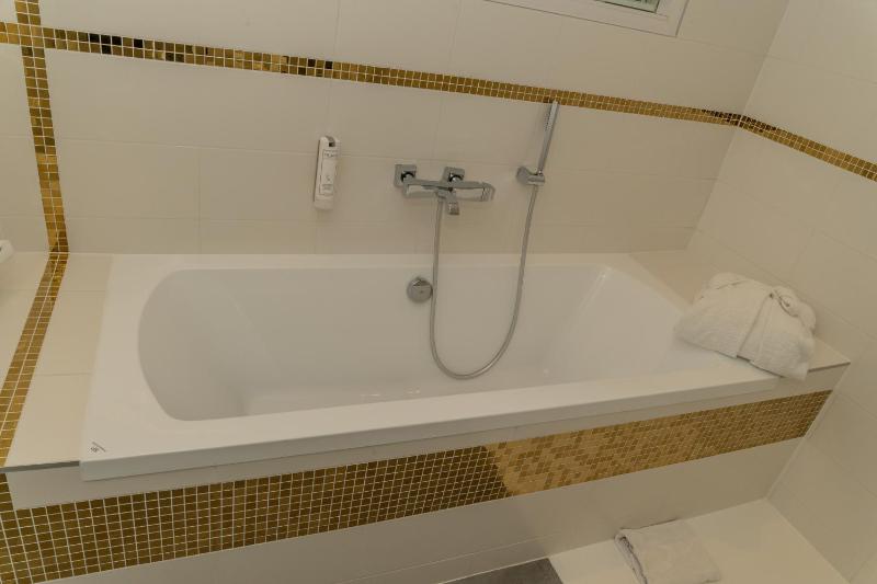 Junior Suite image 2