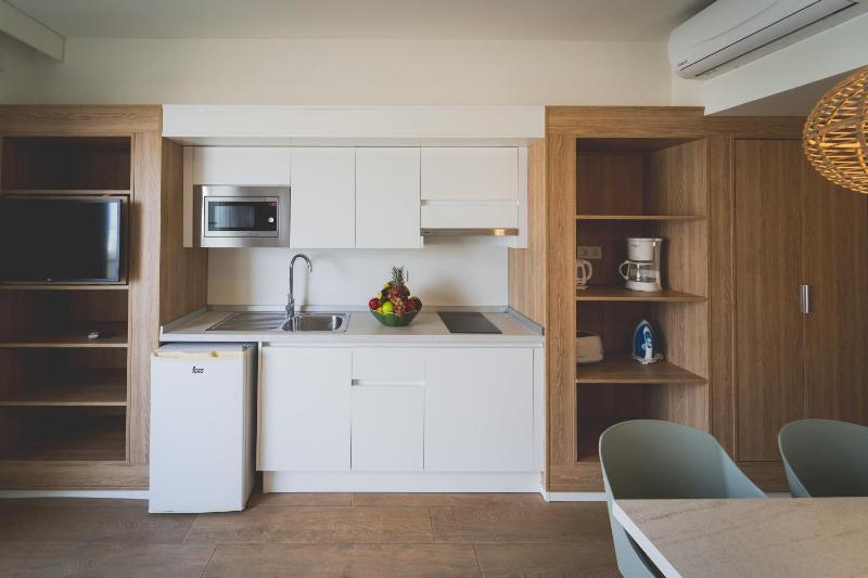One-Bedroom Gold Apartment without pool  (2 Adults) image 3